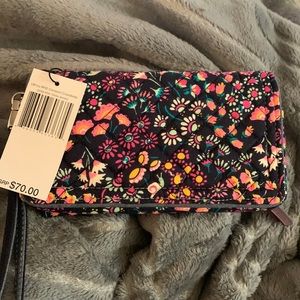 Vera Bradley VBU RFID compact crossbody in Petite Garden